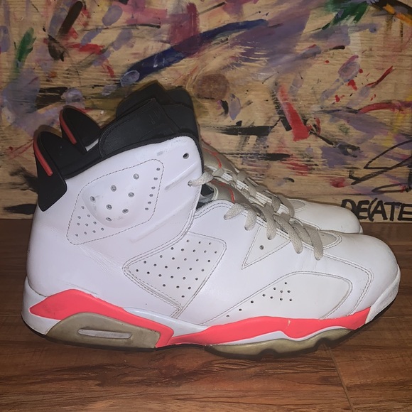 Jordan 6 White Infared - Picture 3 of 6